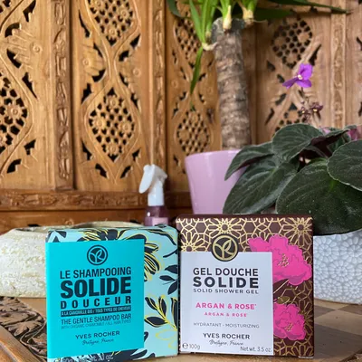 Lot yves rocher neuf 